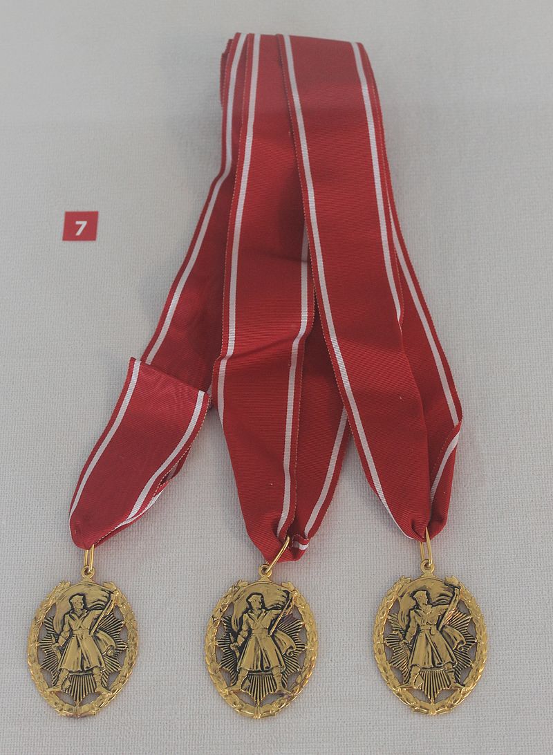 Tri_Titova_Ordena_narodnog_heroja